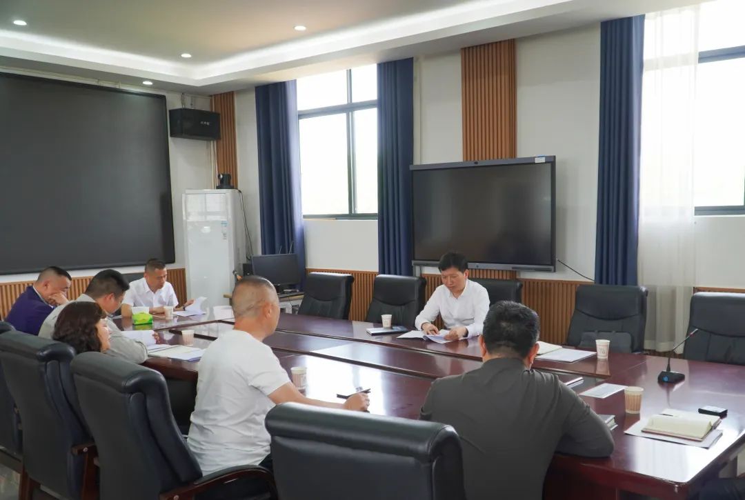 张喜松到南庄坪街道办事处下沉接访