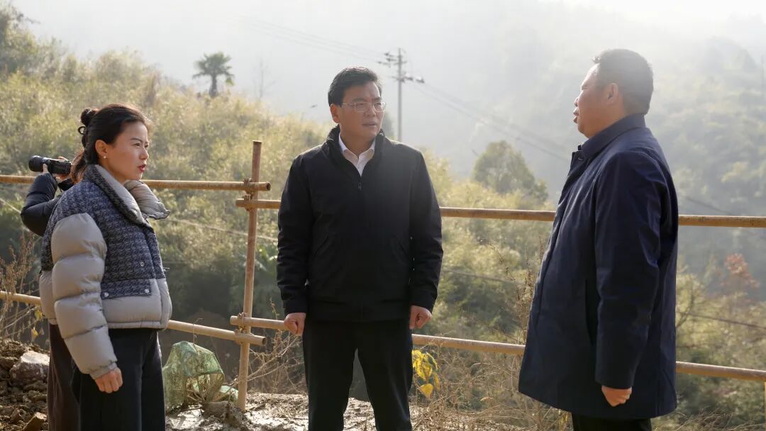 王学军深入茅岩河镇调研
