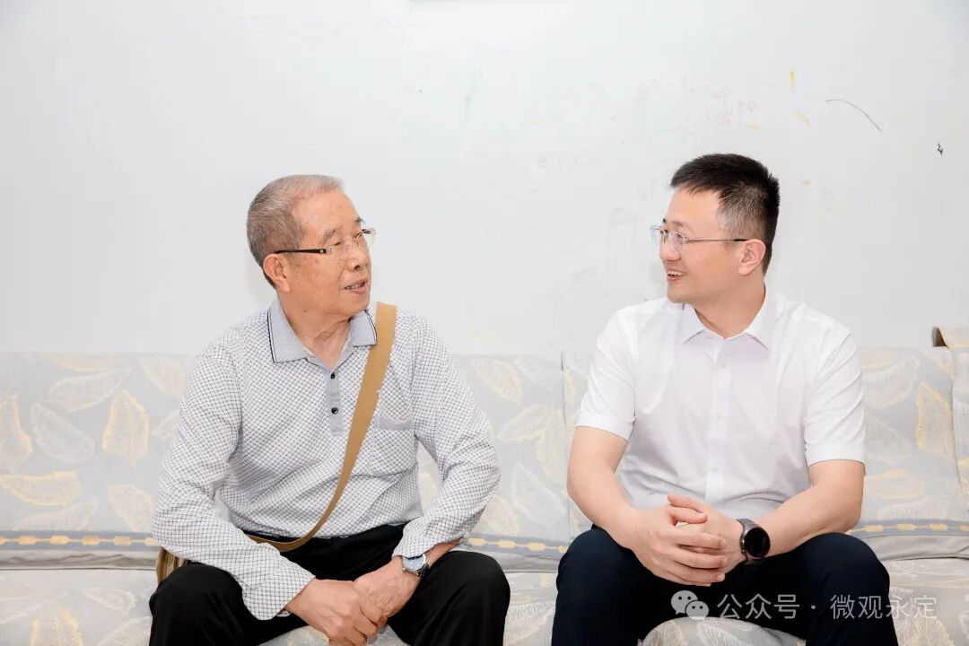 刘梦融走访慰问离退休老干部