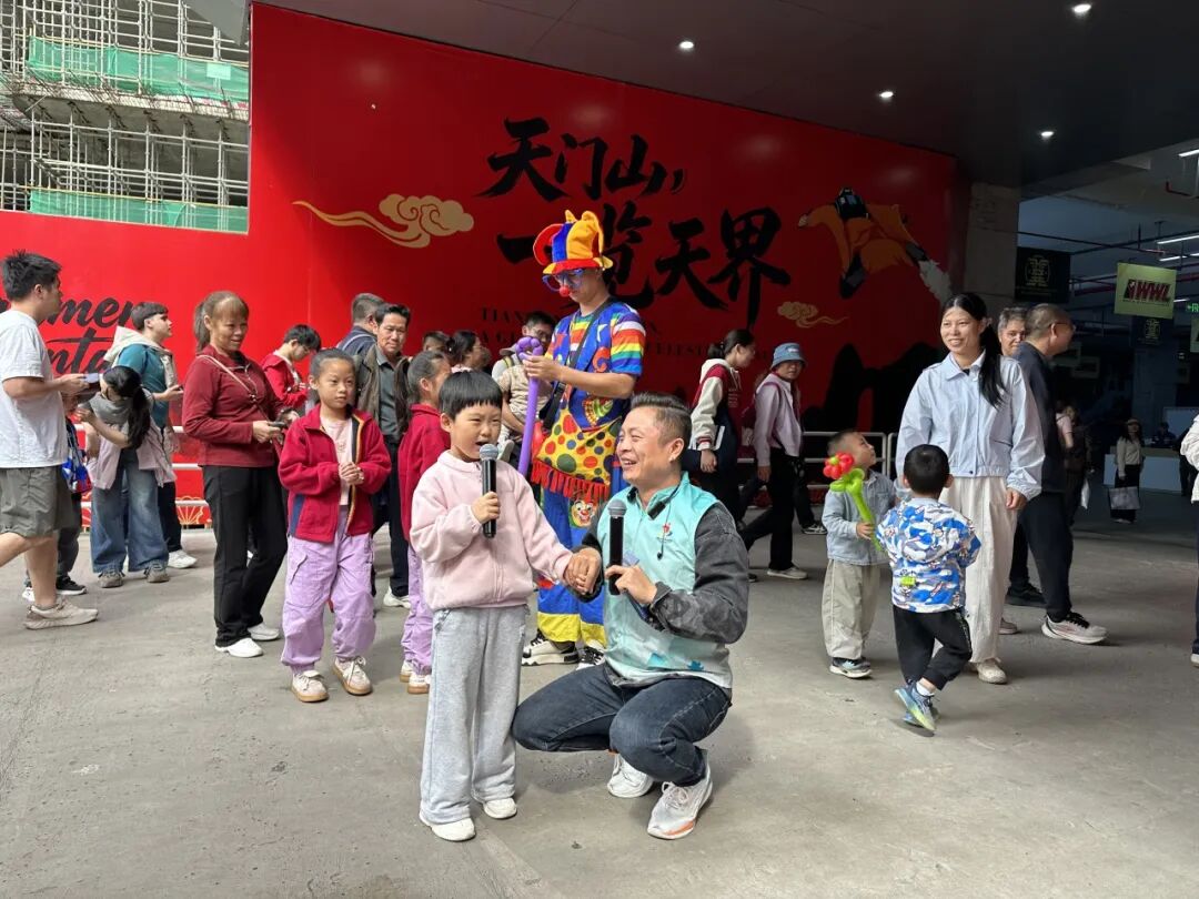 服务超赞！永定志愿者让游客直呼暖心