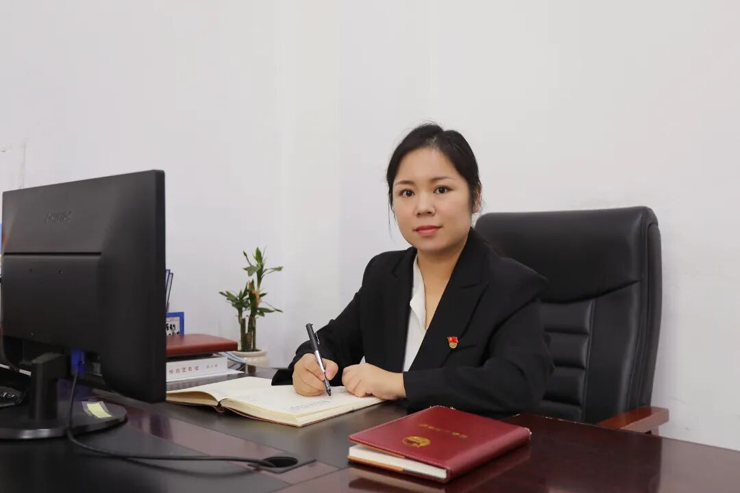 政协委员风采丨李金霞：当好青年“代言人”
